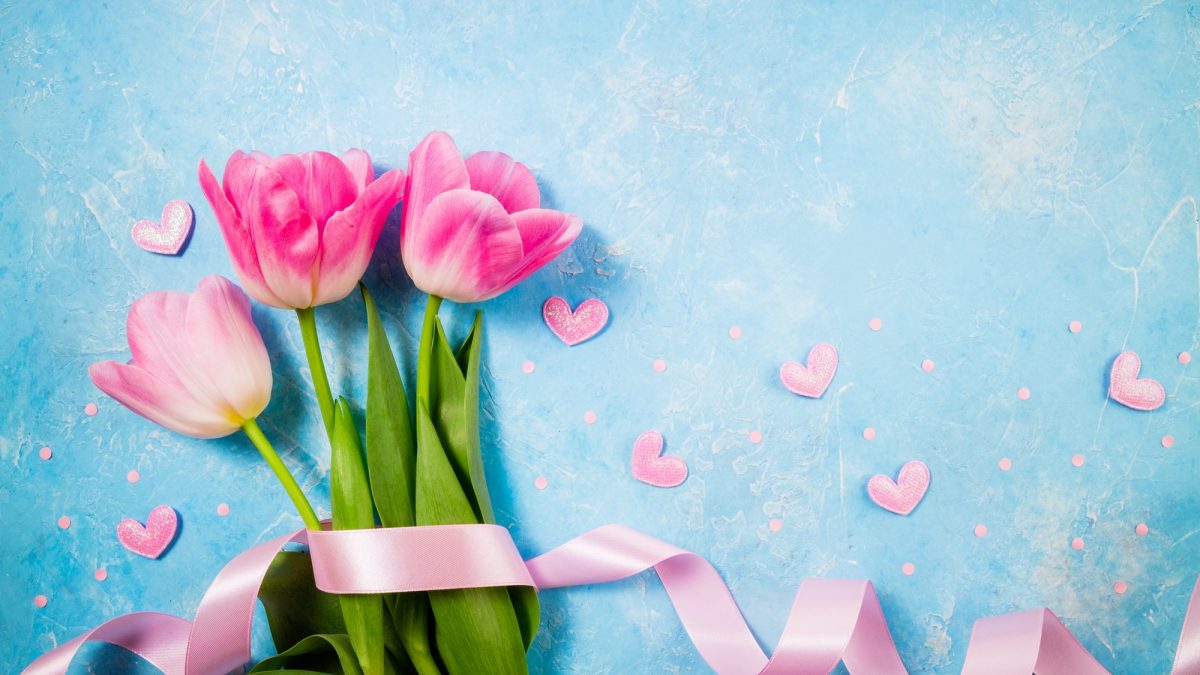 Spring holiday background. Flowers for Valentine's, Mother's or Women's Day